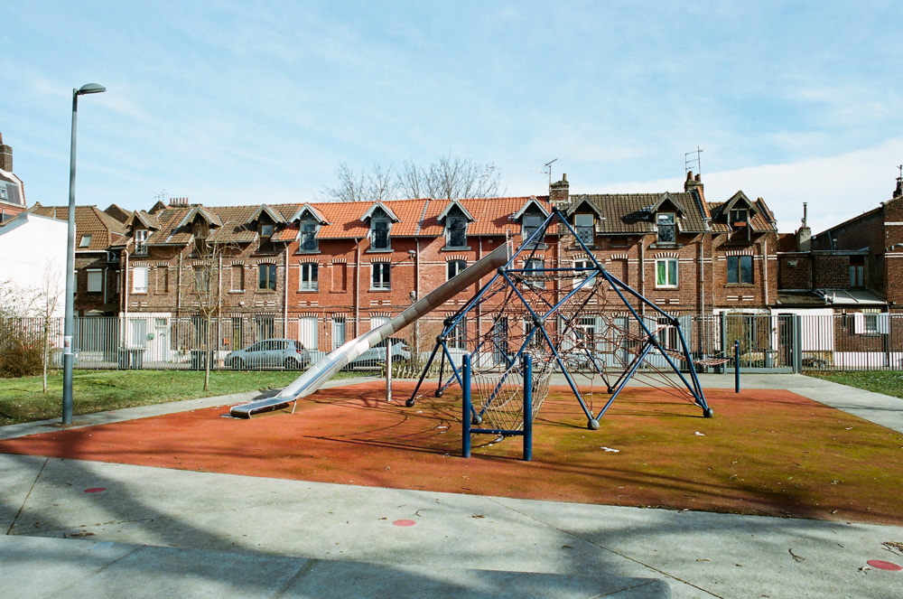 Deserted playgrounds - Clément Mazoyer